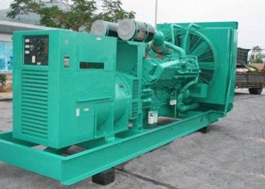 宿州75kw康明斯柴油发电车出租